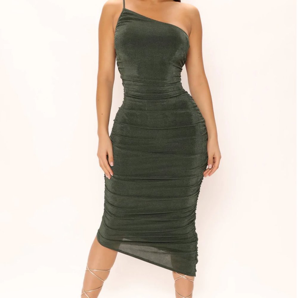 COPY - On Board Slinky Midi Dress - Hunter